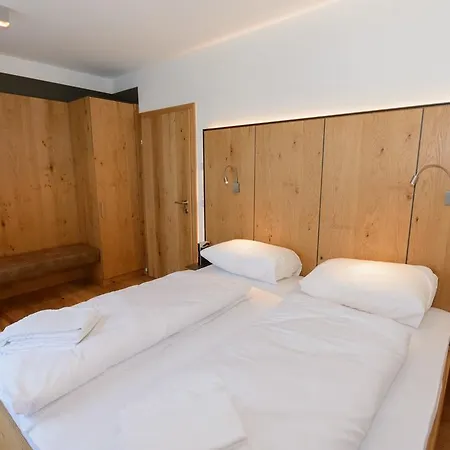 Steinbock Lodges - Residenz Am Sonnenhang * Neukirchen am Grossvenediger