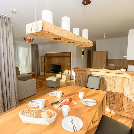 Steinbock Lodges - Residenz Am Sonnenhang *