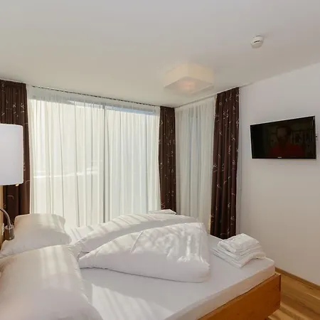 Steinbock Lodges - Residenz Am Sonnenhang شقة Neukirchen am Großvenediger