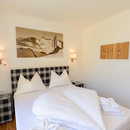 Steinbock Lodges - Residenz Am Sonnenhang Neukirchen am Großvenediger